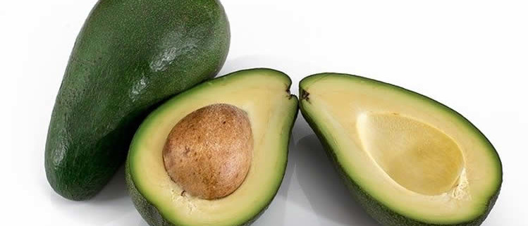 Avocado-Karotten-Brotaufaufstrich mit Hanfsamen