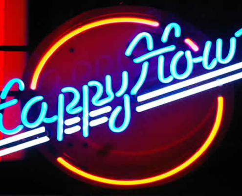 Leuchtreklame – Ein leuchtendes Aushängeschild für Ihr lokales Geschäft