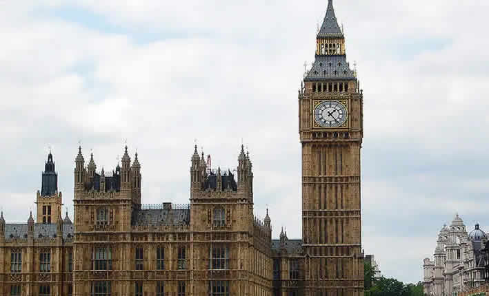 Erobere den Big Ben - Insider-Abenteuer und virtuelle Einblicke in die Geschichte des Elizabeth Towers