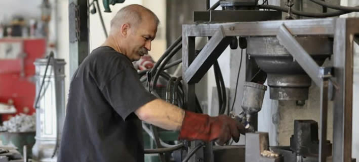 Plagiate und Cyberangriffe: Doppelte Bedrohung für deutsche Maschinenbauer