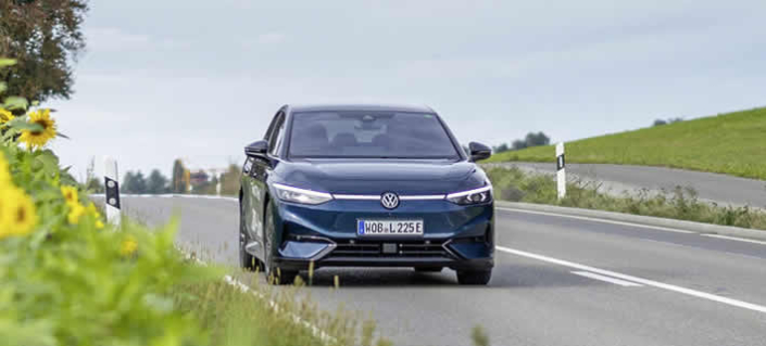 ADAC Autotest 2024: Elektroautos dominieren
