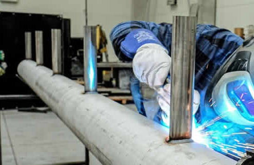 So minimieren Sie Ausfallzeiten in der Metallverarbeitung und steigern die Produktivität