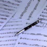 Künstliche Intelligenz als Komponist – Wie gut ist KI-Musik wirklich?