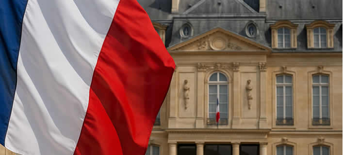 Frankreich im Umbruch: Politische Instabilität und neue außenpolitische Allianzen