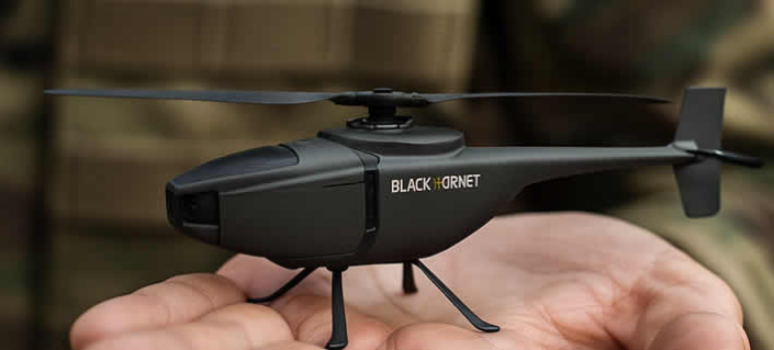 Spione in der Luft – Die kleinsten Profi-Drohnen der Welt und wie sie heute Kriege verändern