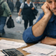 Working Poor Deutschland 2025: Warum Arbeit nicht mehr vor Armut schützt